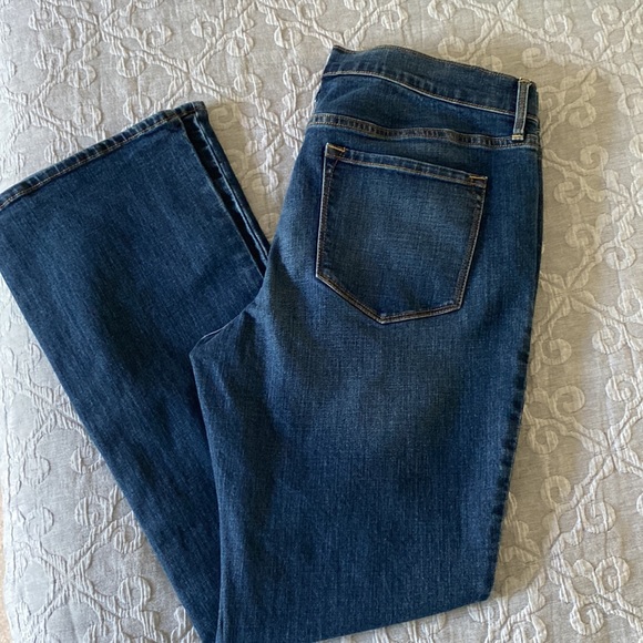 EUC Old Navy Bootcut Jeans - Size 12 Short - Picture 6 of 6